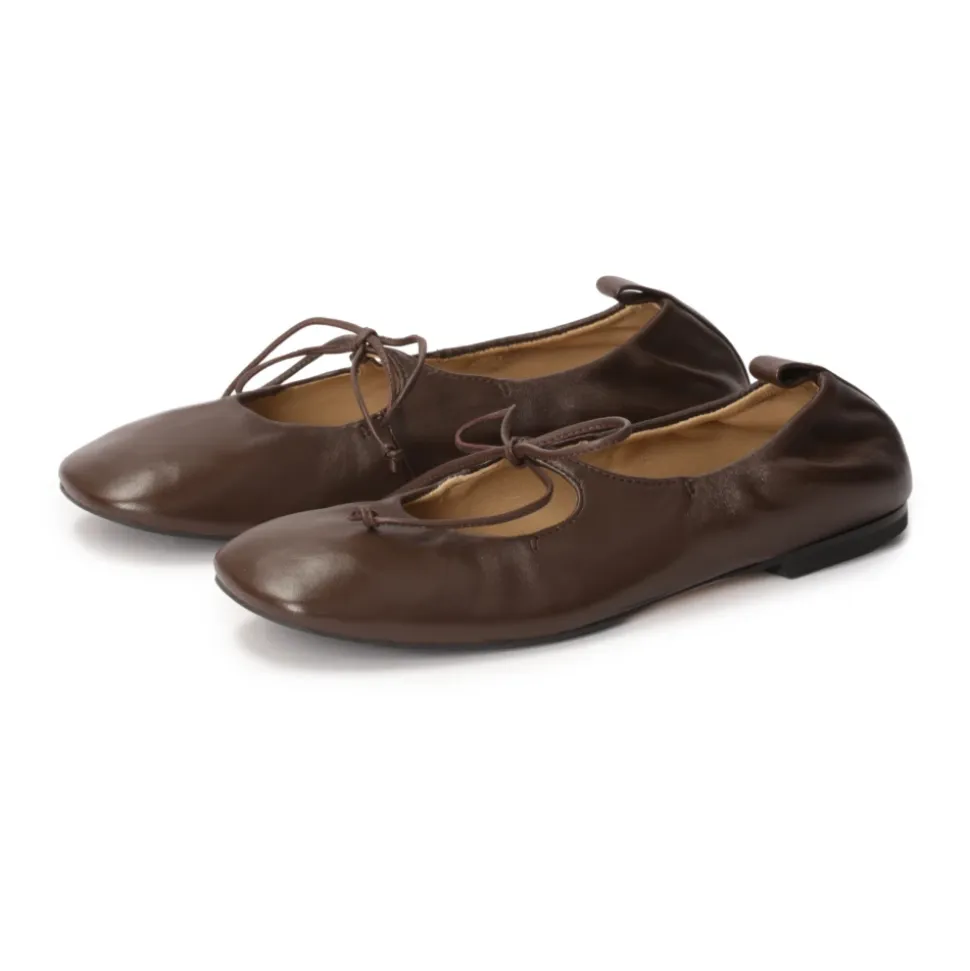 Dunkelbraune Ballerinas mit gebundenem Zehenriemen