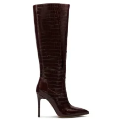 Dunkelrote geprägte Lederstiefel