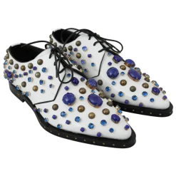 Elegante weie Lederschuhe mit Kristallen