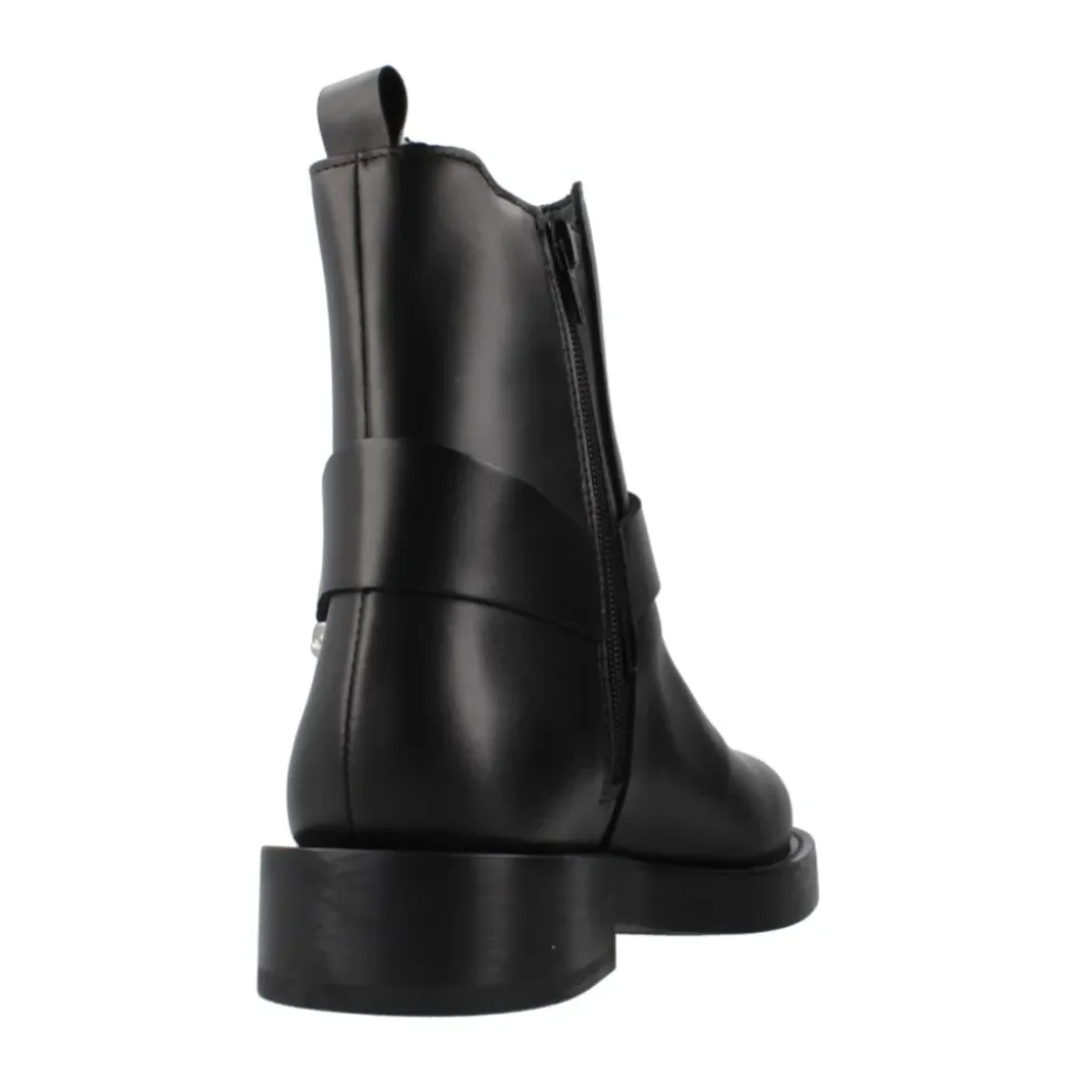 Eloise Chelsea Boots