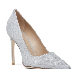 Exaggerated Pointed Toe Pump