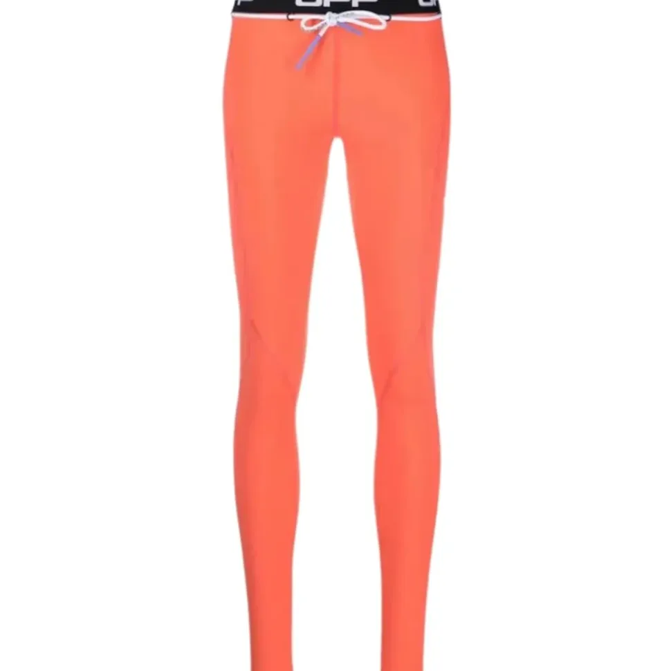 Figurbetonte Nylon-Leggings