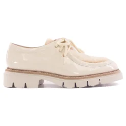 Flache Schuhe