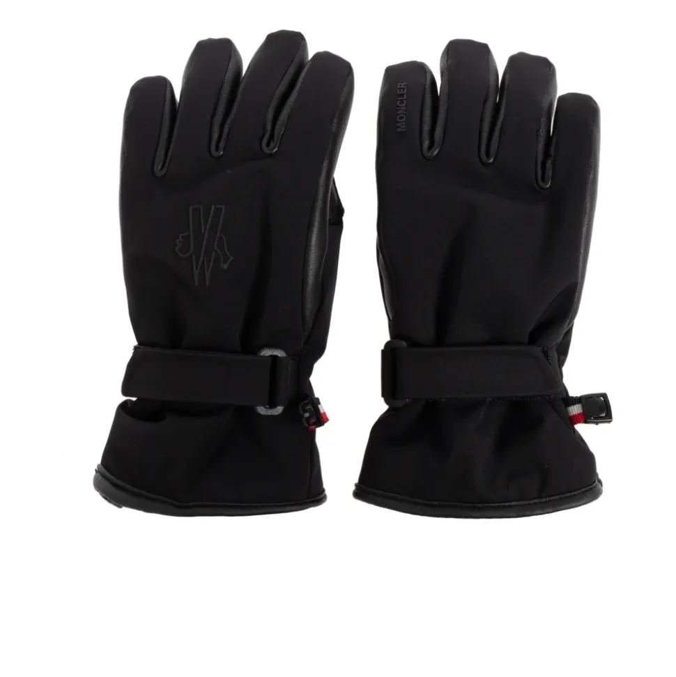 Gefütterte Handschuhe