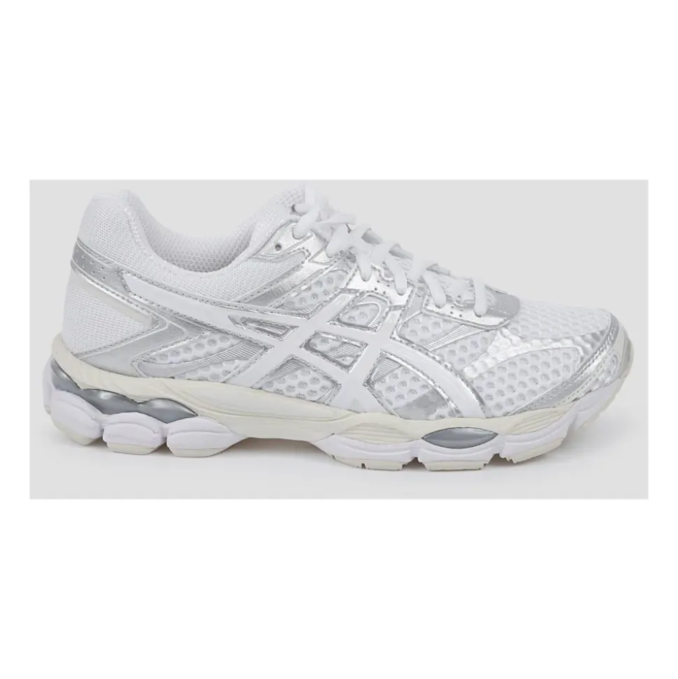 GEL-CUMULUS 16 Sneakers