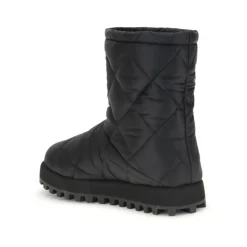 Gepolsterte Stiefel mit Diamantmuster