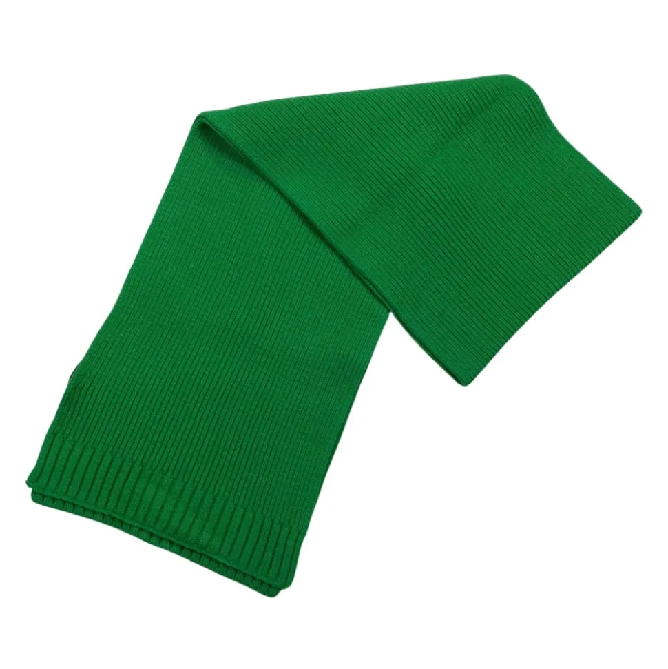 Gerippter Strickschal
