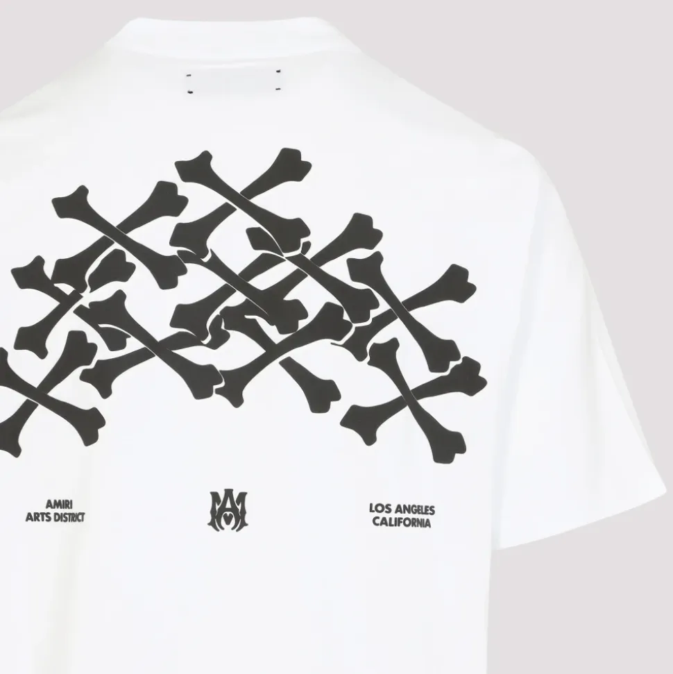 Gestapelte Knochen Grafik Tee