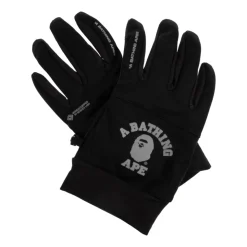 Gloves with logo