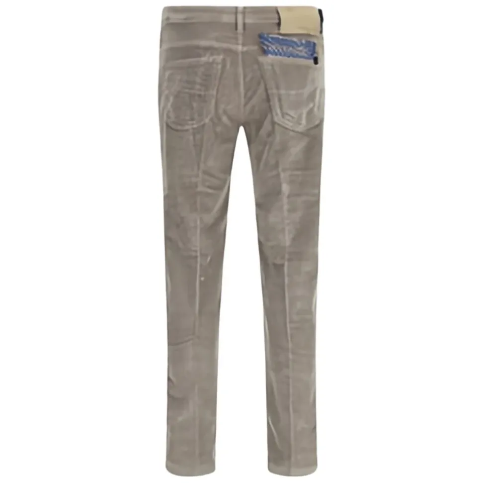 Graue Cordhose mit fünf Taschen und Knopfverschluss