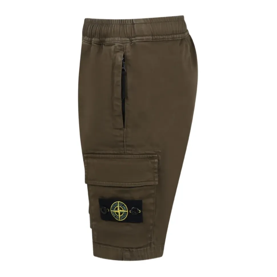 Grüne Bermuda-Shorts