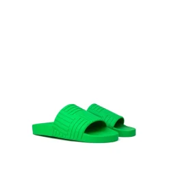 Grüne Gewebte Hausschuhe