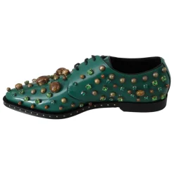 Grüne Lederkristallkleid Broque Schuhe