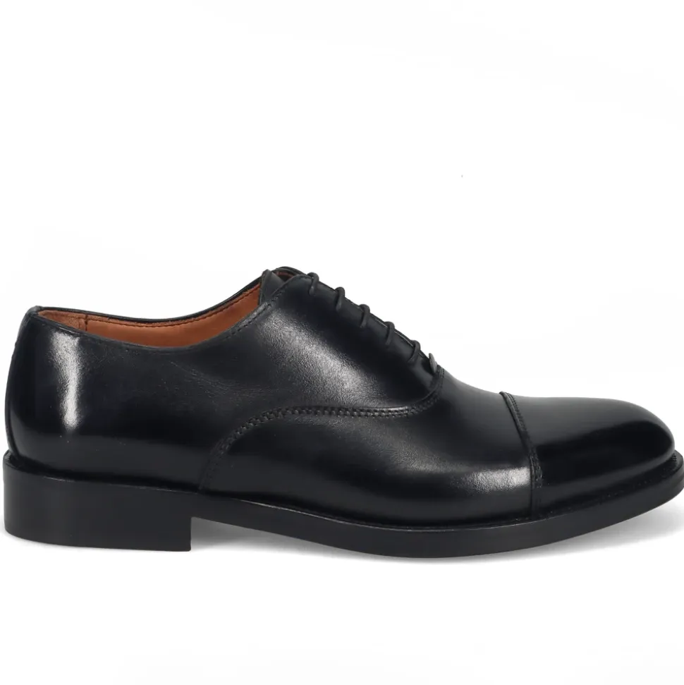 Handgefertigte schwarze Brogues für Herren