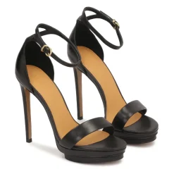 High Heel Plateau Sandalen.Dieses Produkt fällt klein aus.