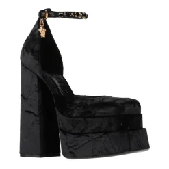 High Heels Medusa