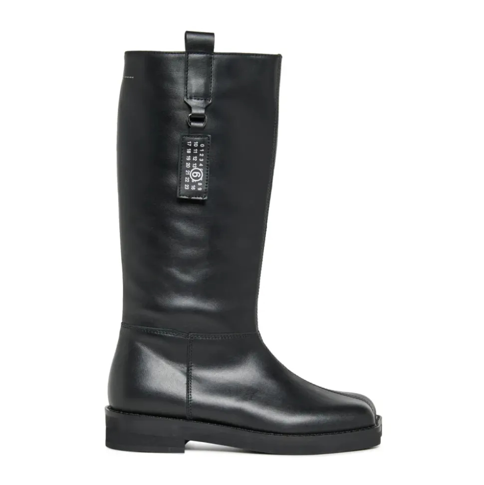 Hohe Lederstiefel
