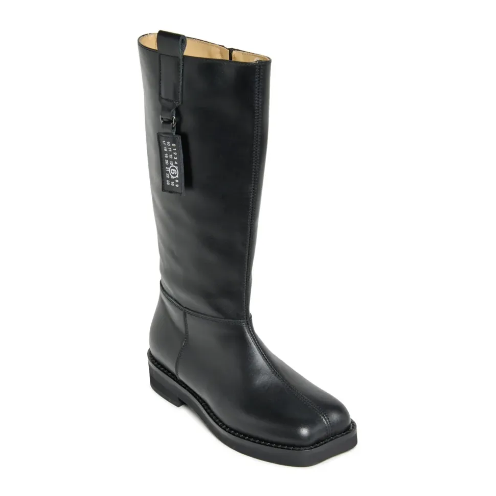 Hohe Lederstiefel