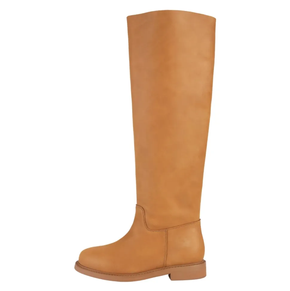 Hohe Stiefel