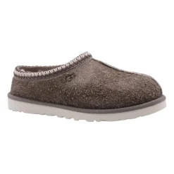 Holzschuhe für stilvolles Aussehen