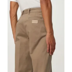 Hose mit geradem Bein