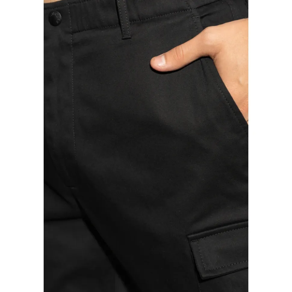 Hose mit Taschen