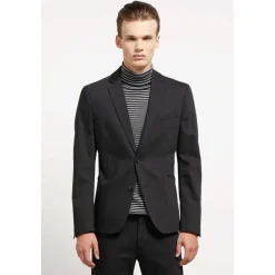 Hurley Jacke