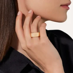 Ikonic Mittelgroßer Ring