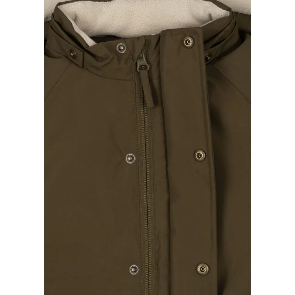 Isolierter Overall