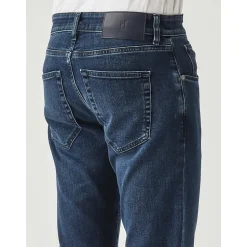 Jazz Slim-fit Jeans