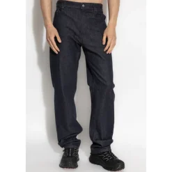 Jeans mit Logo