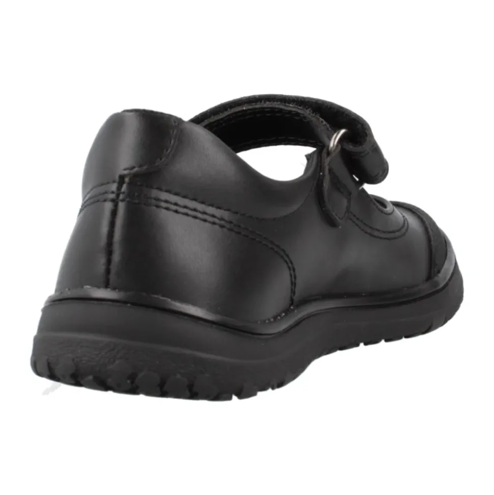Klassische Ballerinas für Schuluniformen