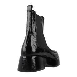 Klassische Chelsea Boots aus schwarzem Leder