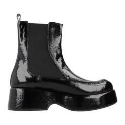 Klassische Chelsea Boots aus schwarzem Leder