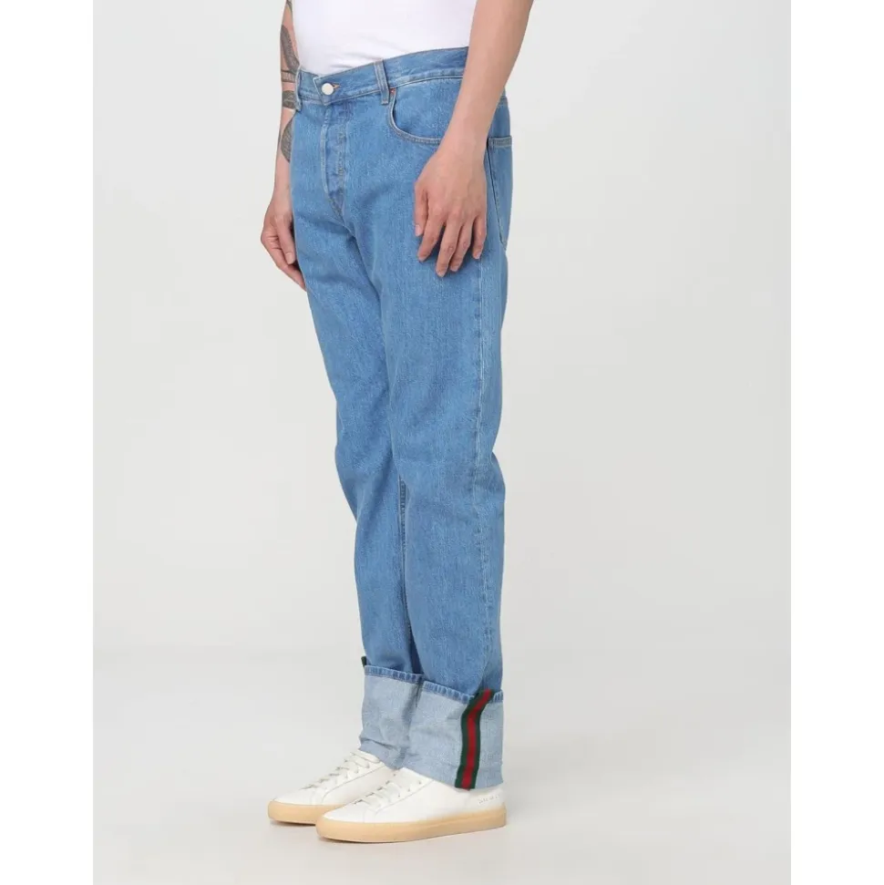 Klassische Denim Jeans mit Umschlagbund