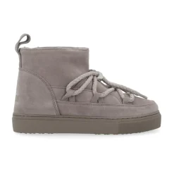 Klassische niedrige Winterstiefel