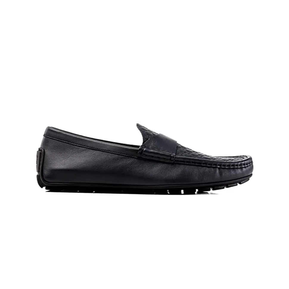 Klassische Slip-On Loafer Schuhe