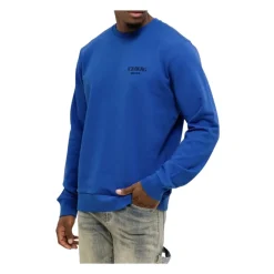 Kobaltblauer Pullover mit kleinem Branding