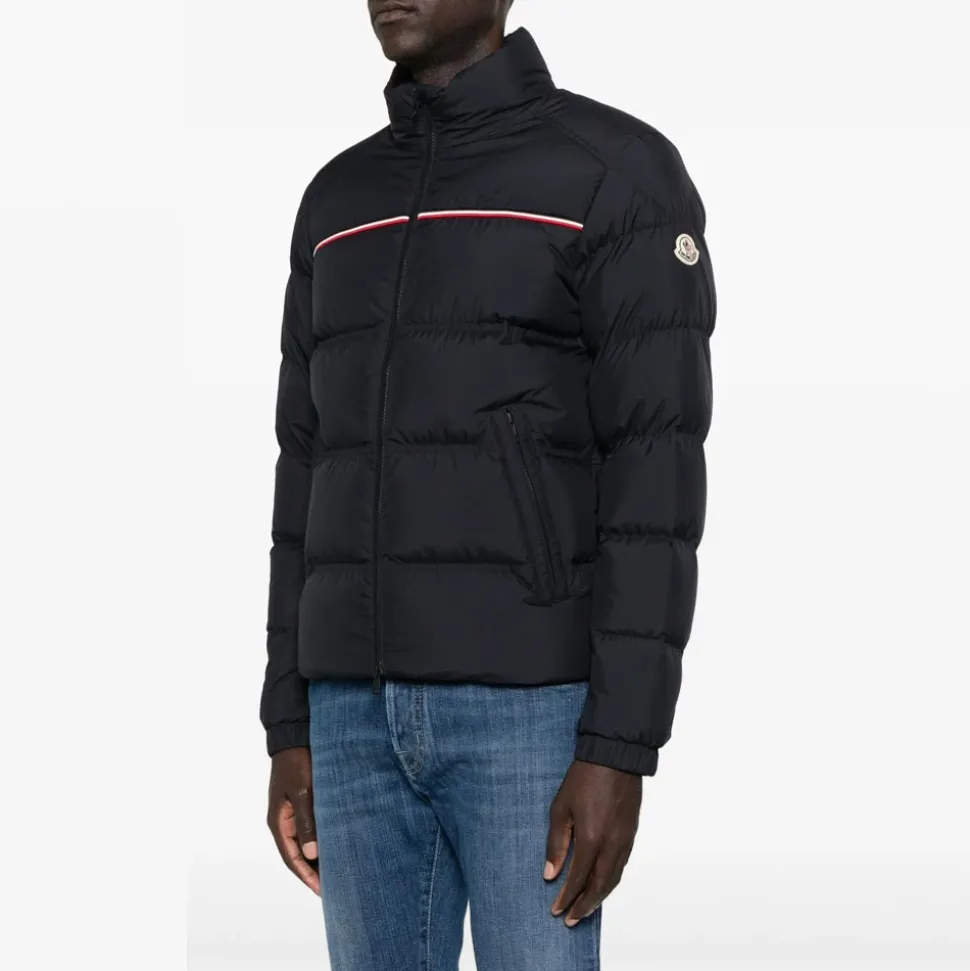 Kurze Daunenjacke mit Tricolor-Detail