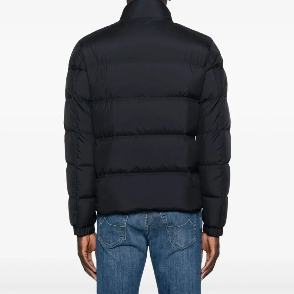 Kurze Daunenjacke mit Tricolor-Detail