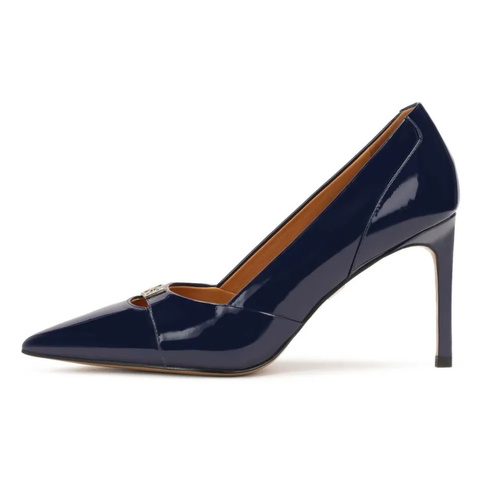 Lackierte marineblaue Pumps mit Absatz