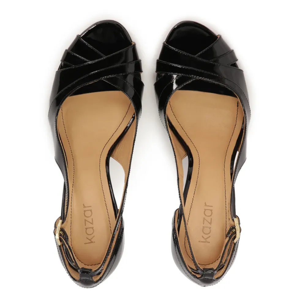 Lackierte schwarze Peeptoe-Pumps