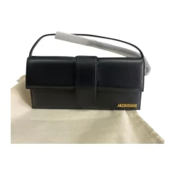 Lange Ledertasche mit abnehmbarem Riemen