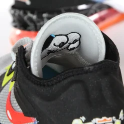 LeBron XVIII Low Basketballschuh