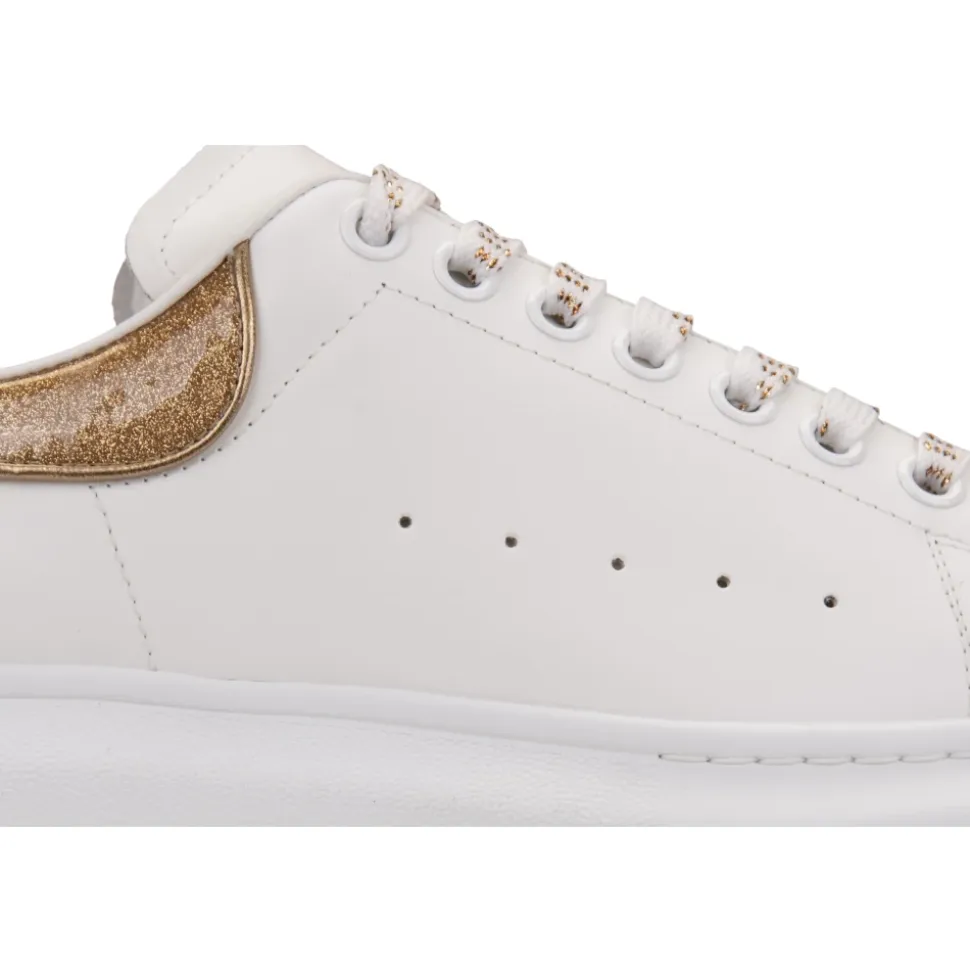 Leder-Sneaker mit kontrastierender Ferse