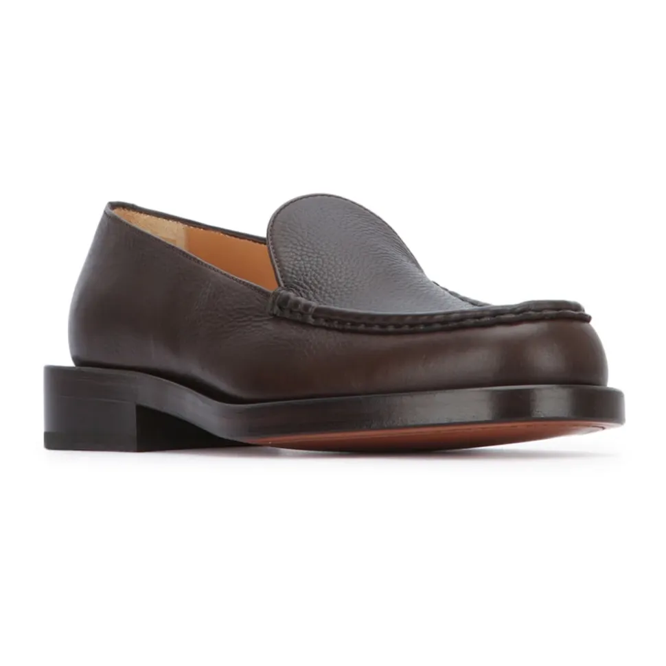 Les Mocassins