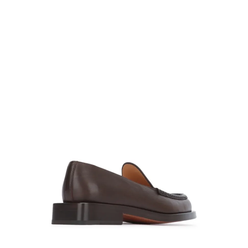 Les Mocassins