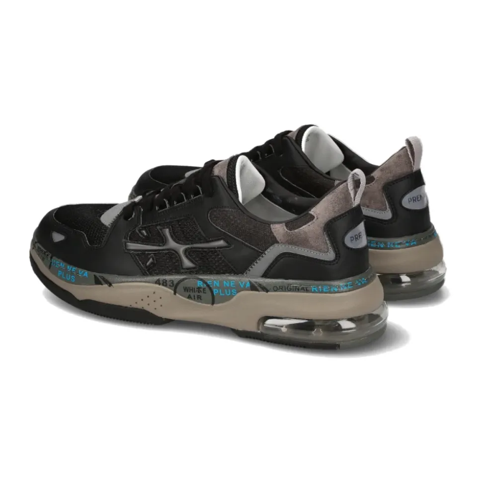 Low Top Sneakers