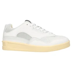 Low-Top Sneaker