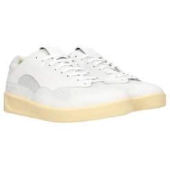 Low-Top Sneaker